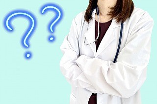 セラミック治療とセラミック矯正の違い