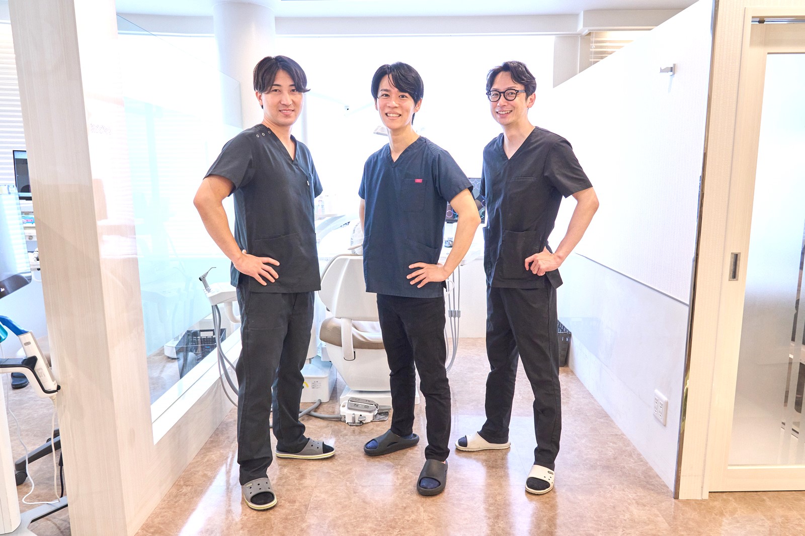 歯科医師集合写真